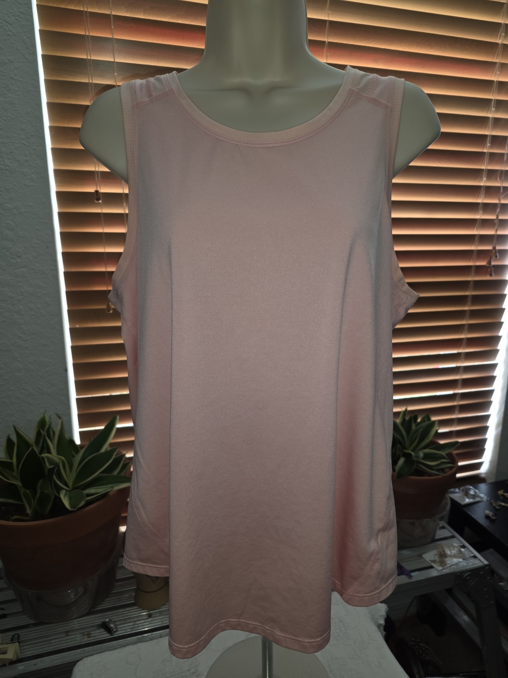 tek gear Sleeveless Athletic Top